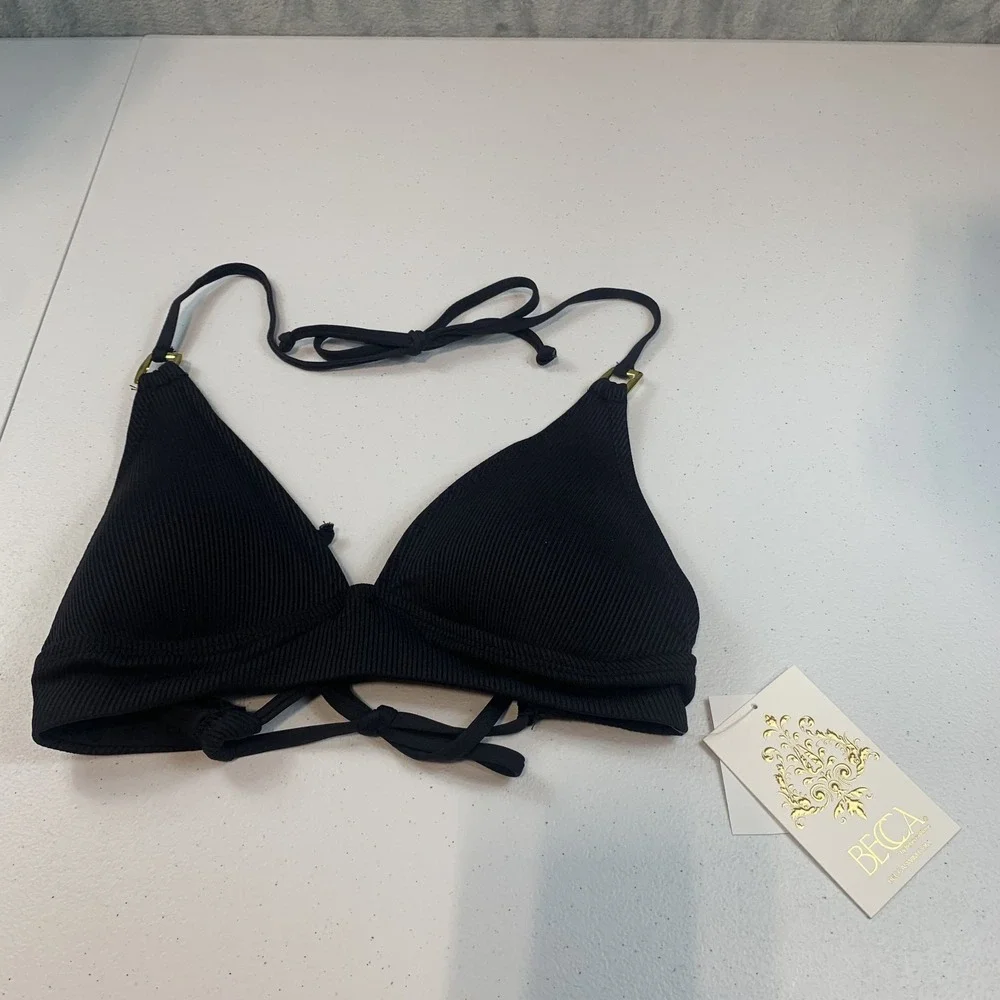 Becca Women's‎ Bikini Swim Top M Modern Edge Textured Ribbed Halter Black String